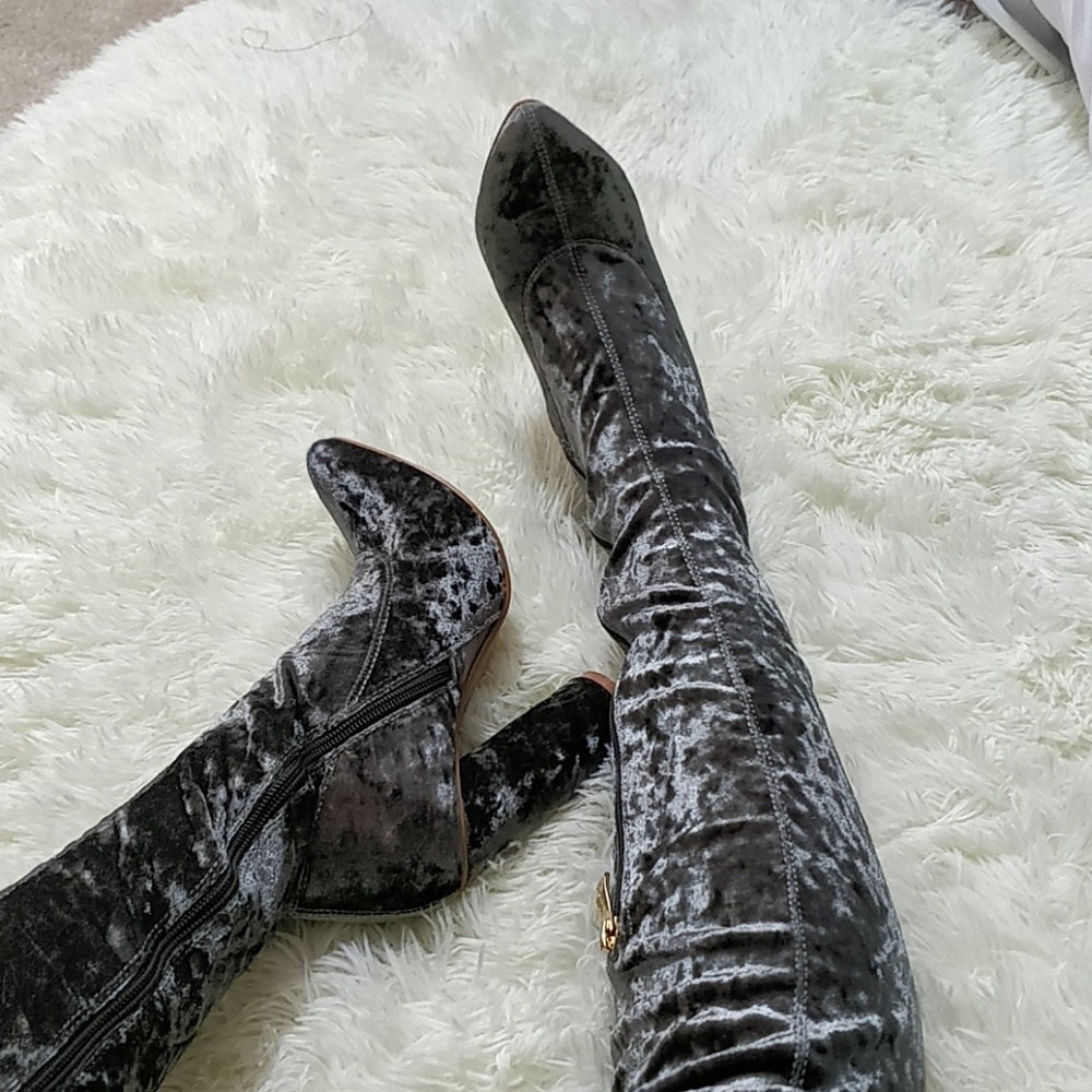 Snug fit Olive Crushed Velvet Thigh High Boots